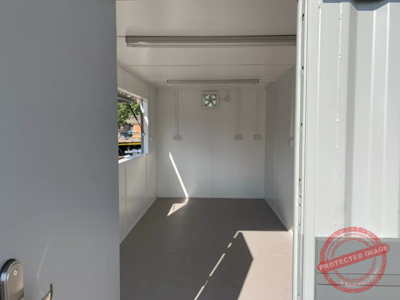 16ft x 8ft shipping container - street food/coffee shop/food kiosk - Image 5